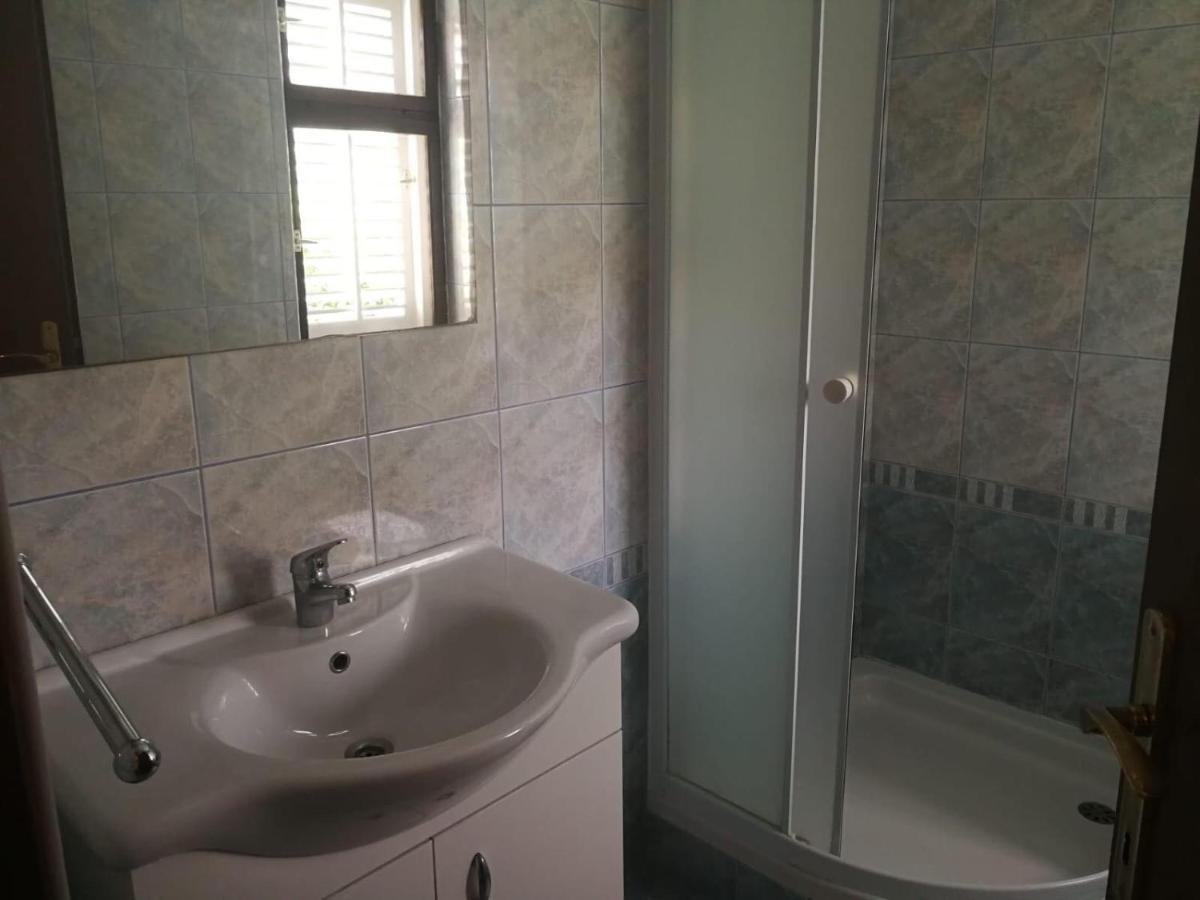 Pansion Marinka-Bire Rooms Лумбарда Екстер'єр фото