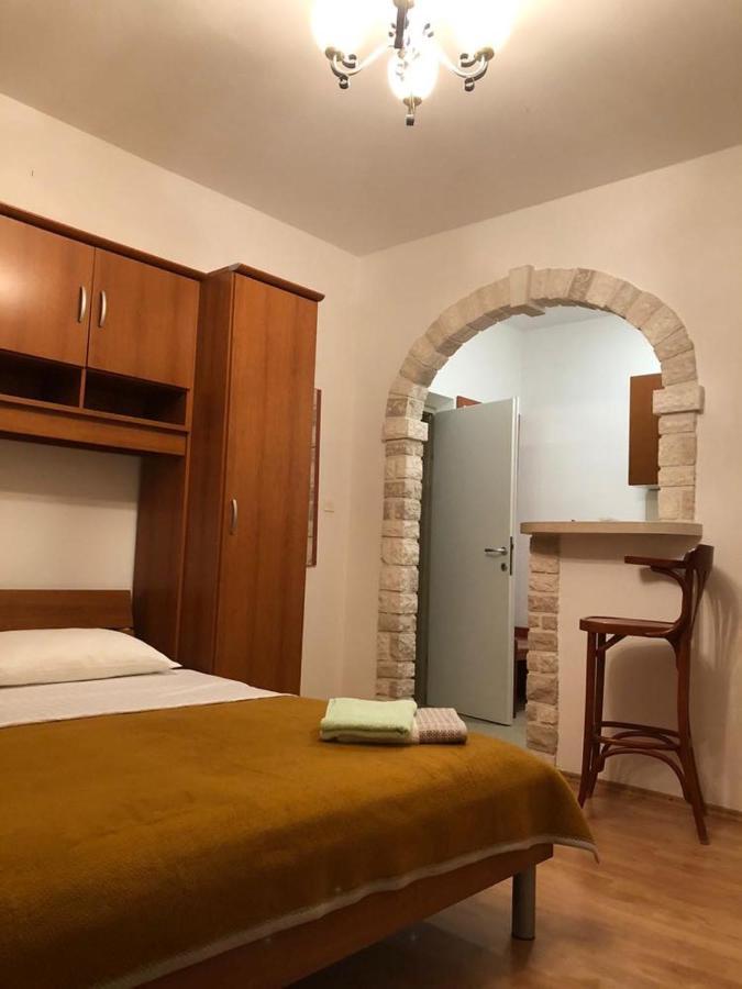 Pansion Marinka-Bire Rooms Лумбарда Екстер'єр фото