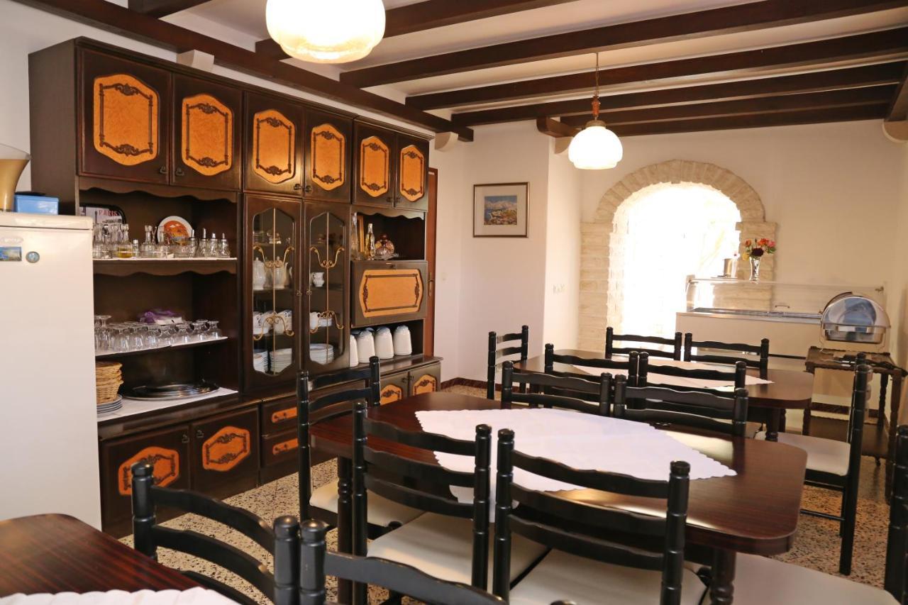 Pansion Marinka-Bire Rooms Лумбарда Екстер'єр фото